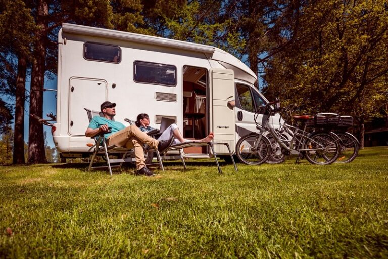 Golden Rules to Follow When Purchasing Motorhome – Declik Comics